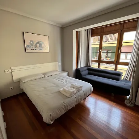 Pisazo Con Vistas Mar, 3Habitaciones Y Garaje Incluido