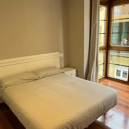 Pisazo Con Vistas Mar, 3Habitaciones Y Garaje Incluido *